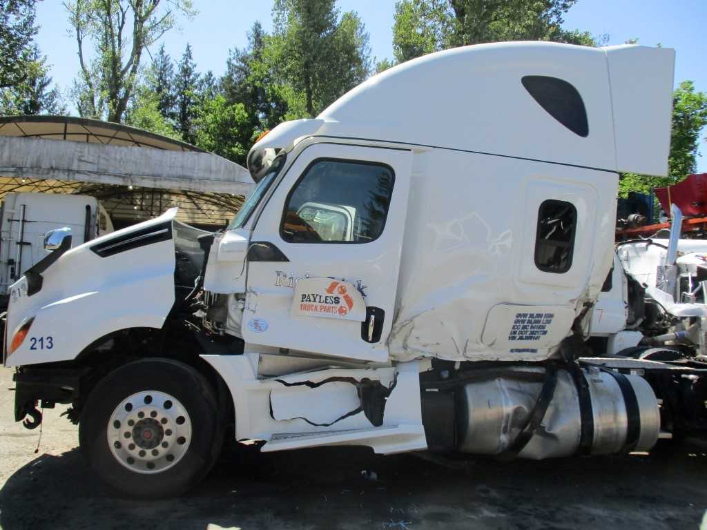 freightliner cascadia body parts diagram